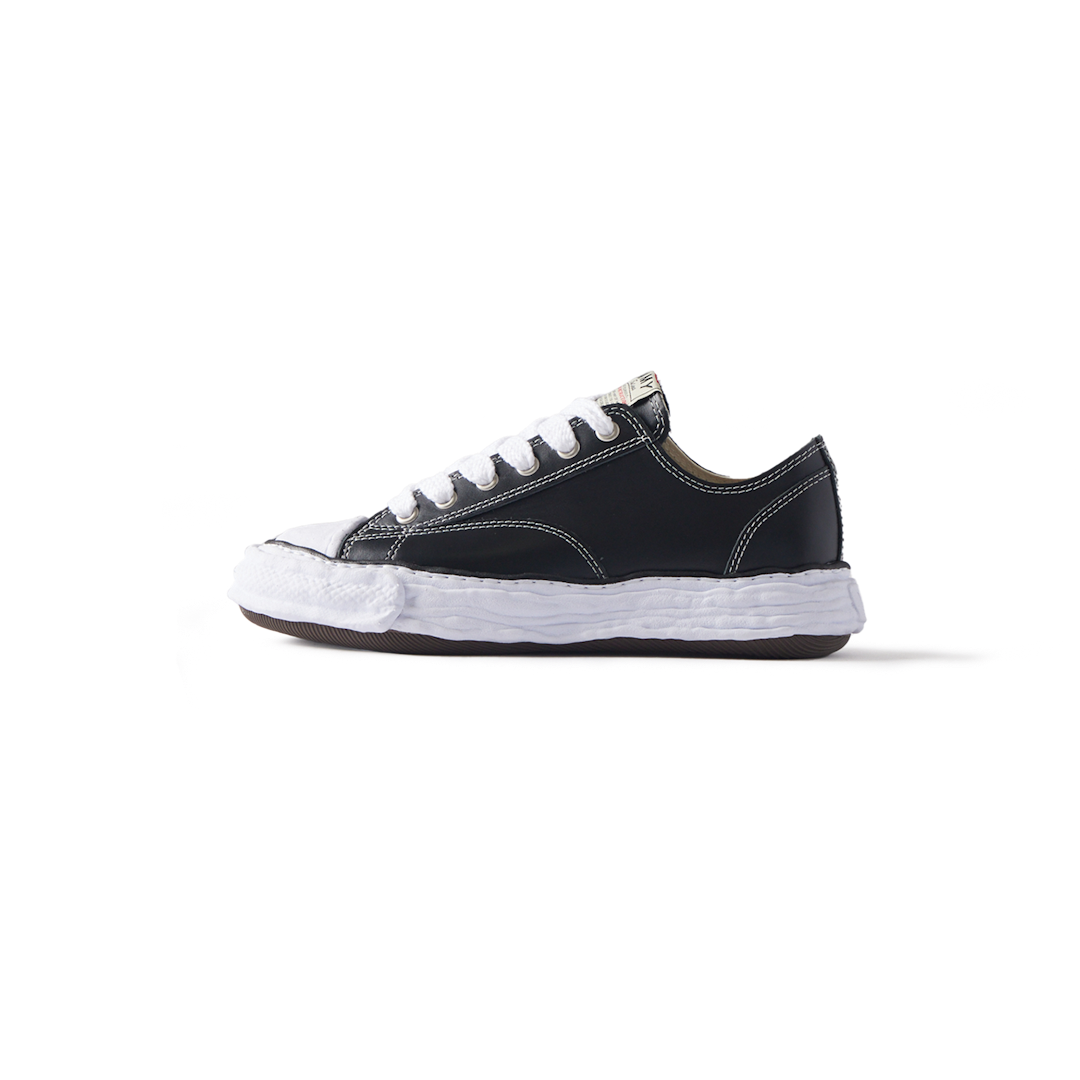 MAISON MIHARA YASUHIRO - Peterson 23 Low Leather Sneaker (Black) product image