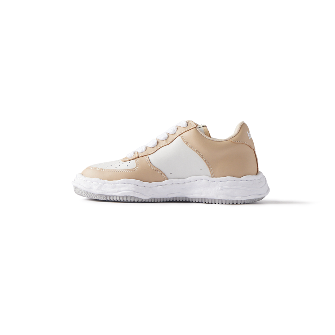 MAISON MIHARA YASUHIRO - Wayne Low Leather Sneaker (Beige/White) product image