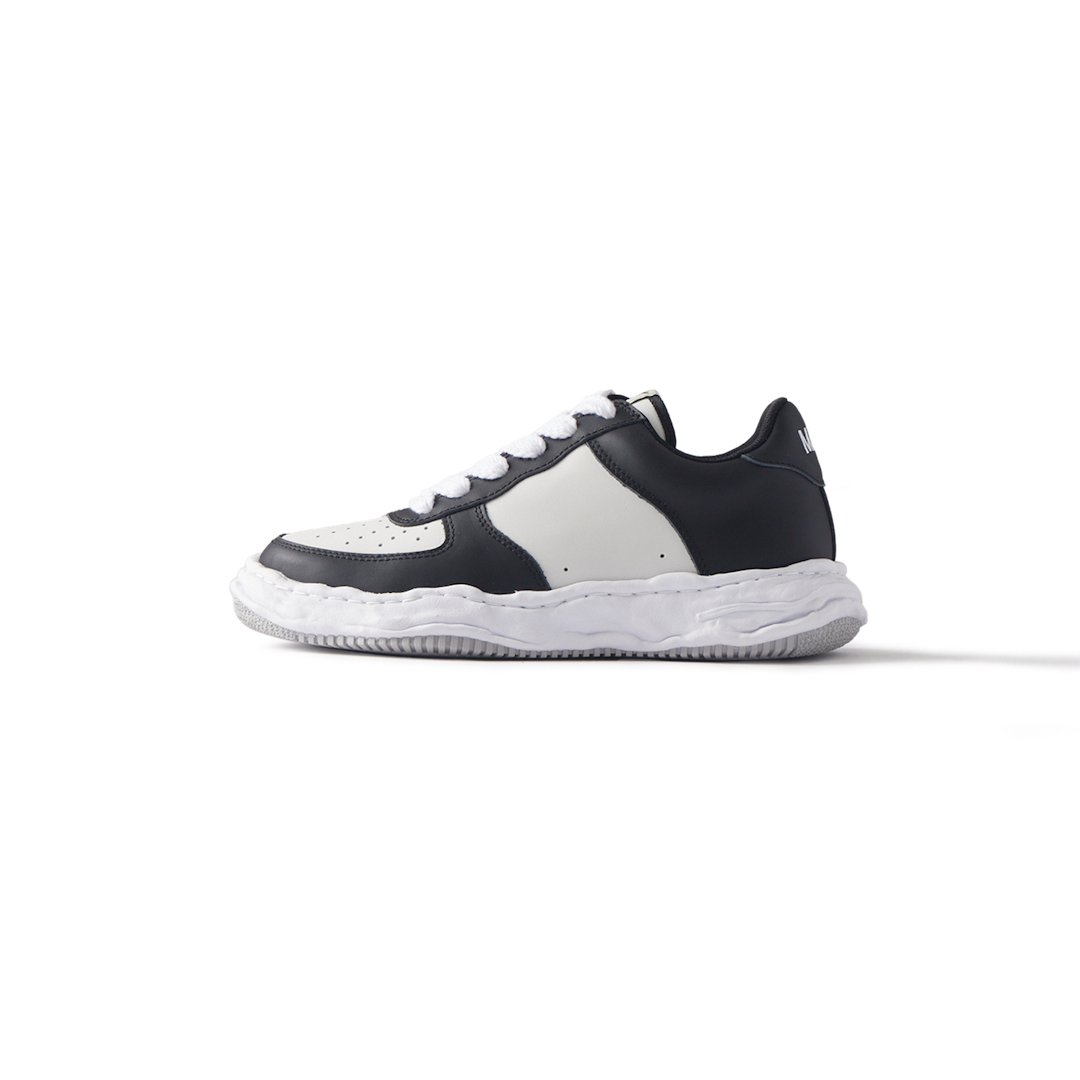 MAISON MIHARA YASUHIRO - Wayne Low Leather Sneaker (Black/White) product image